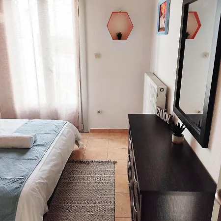Avalon Cosy Emerald, Ivory With Shared Swimming Pool Apartamento *