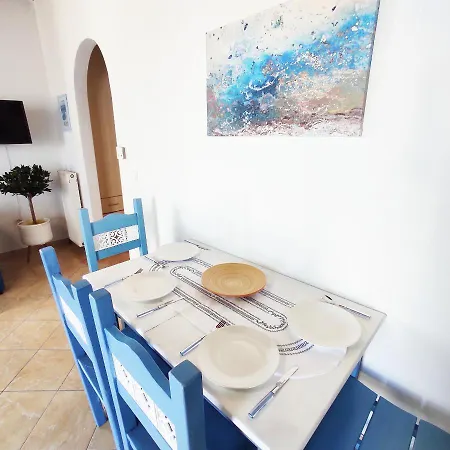 Avalon Cosy Emerald, Ivory With Shared Swimming Pool Apartamento