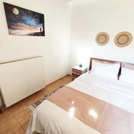 Apartamento Avalon Cosy Emerald, Ivory With Shared Swimming Pool