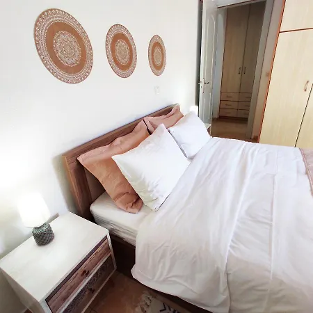 Avalon Cosy Emerald, Ivory With Shared Swimming Pool Apartamento *