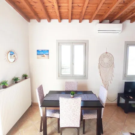 Apartamento Avalon Cosy Emerald, Ivory With Shared Swimming Pool