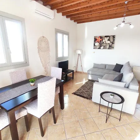 Apartamento Avalon Cosy Emerald, Ivory With Shared Swimming Pool