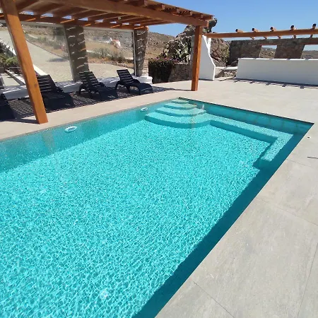 Apartamento Avalon Cosy Emerald, Ivory With Shared Swimming Pool