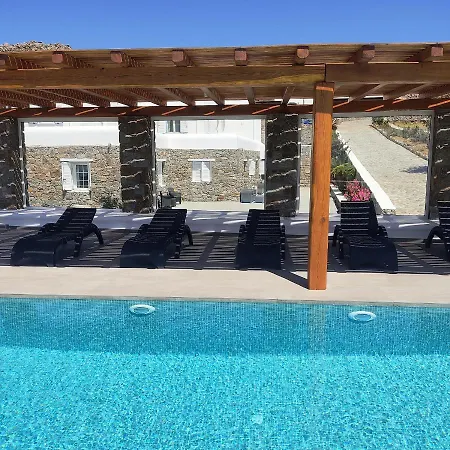 Apartamento Avalon Cosy Emerald, Ivory With Shared Swimming Pool